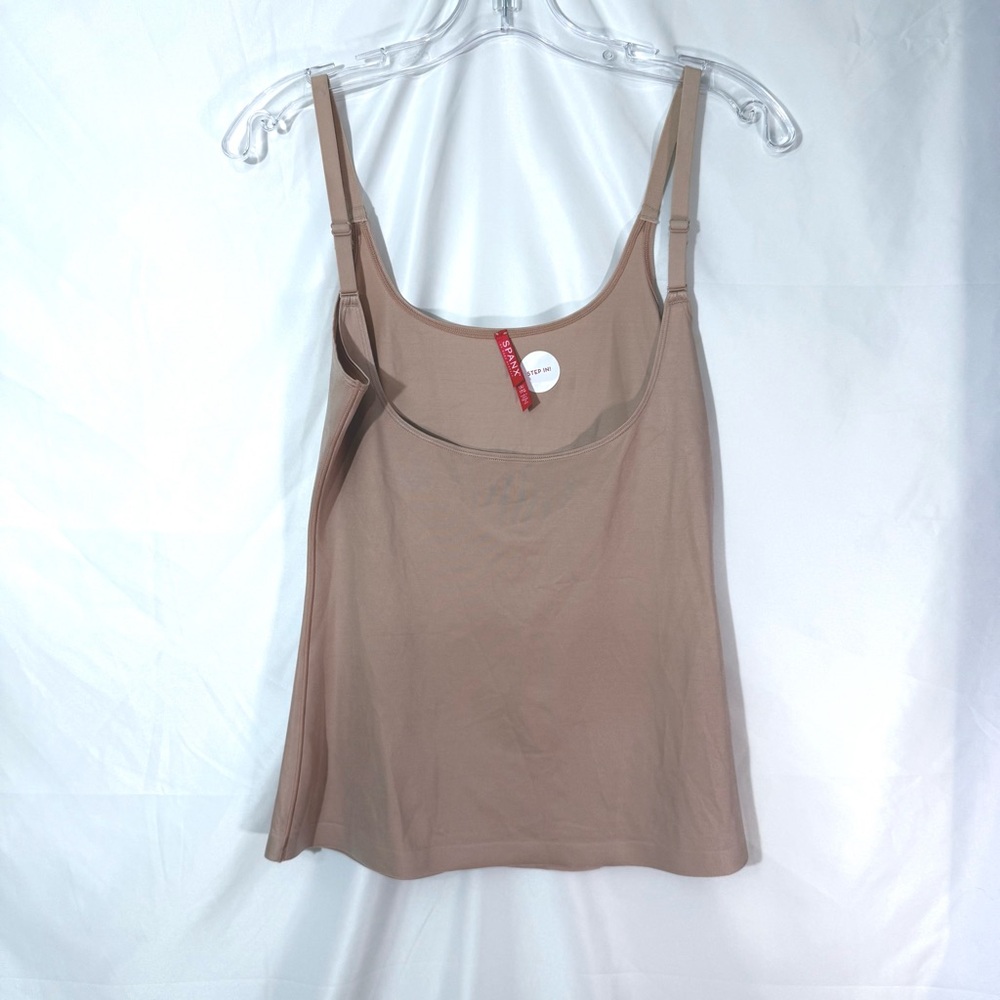 NWOT Spanx Socialite Lightweight Shaping Camisole With Adjustable Straps Size 1X - Picture 4 of 12
